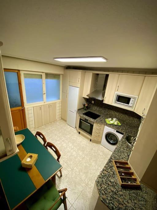 Completo Piso En Santander A 5 Minutos Del Centro Apartment Екстериор снимка