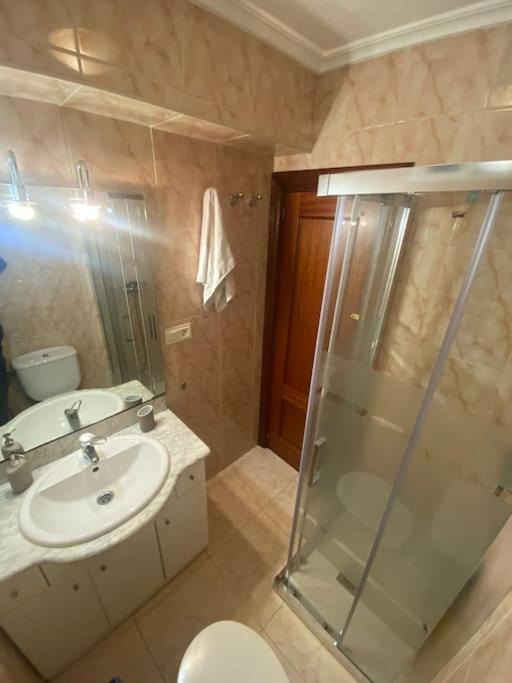 Completo Piso En Santander A 5 Minutos Del Centro Apartment Екстериор снимка
