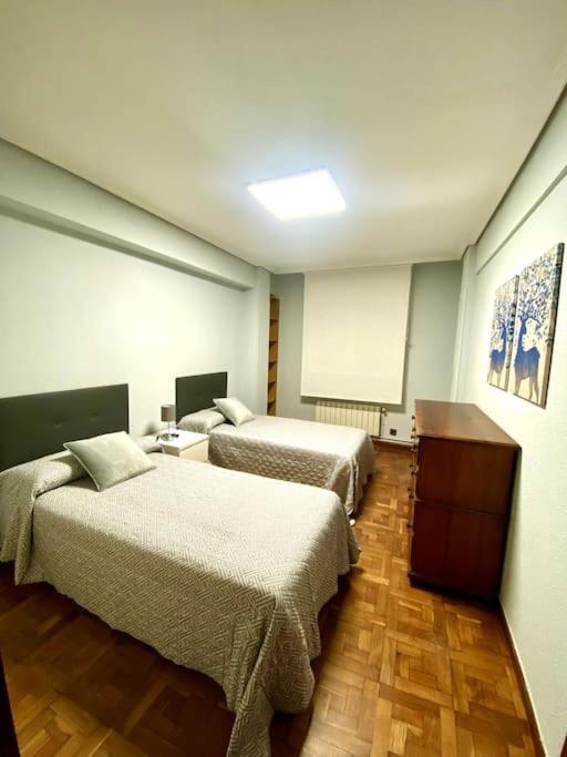 Completo Piso En Santander A 5 Minutos Del Centro Apartment Екстериор снимка