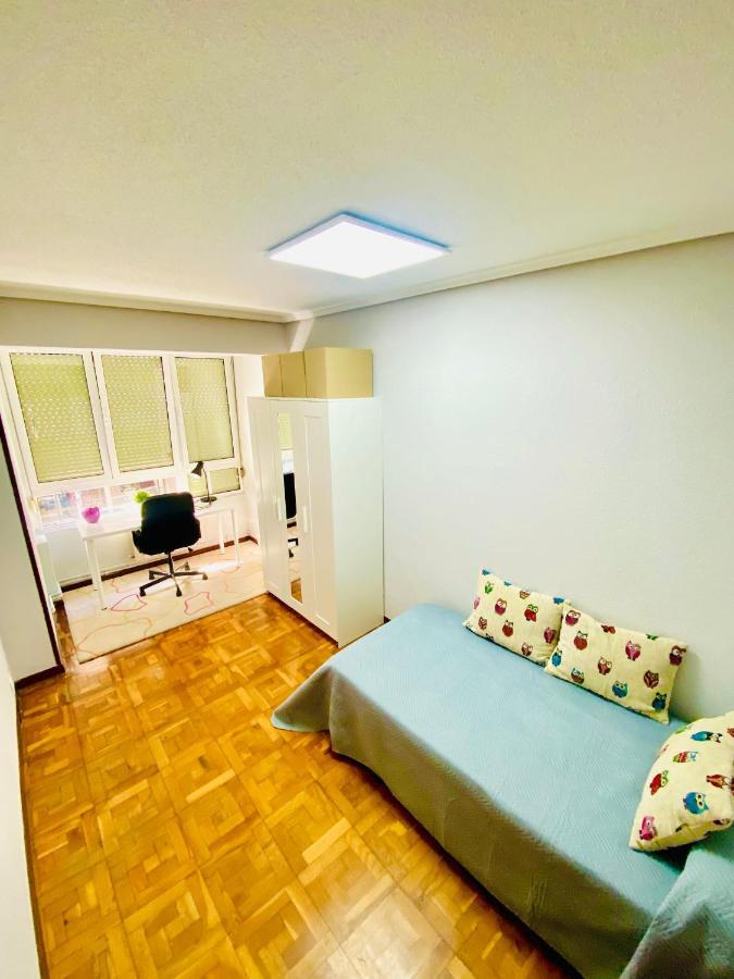 Completo Piso En Santander A 5 Minutos Del Centro Apartment Екстериор снимка